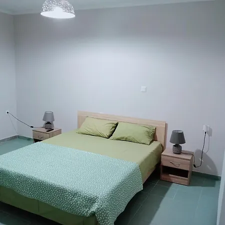 Appartamento Spiros House *