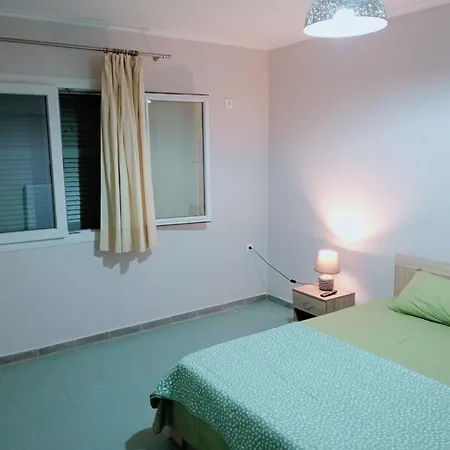 Lejlighed Spiros House